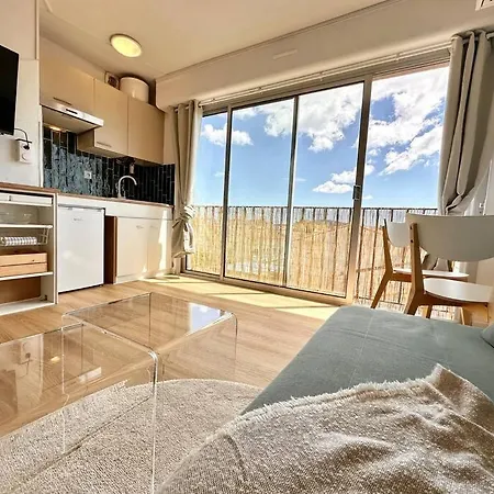 Superbe Renove Avec Cinema - Cap D'agde *